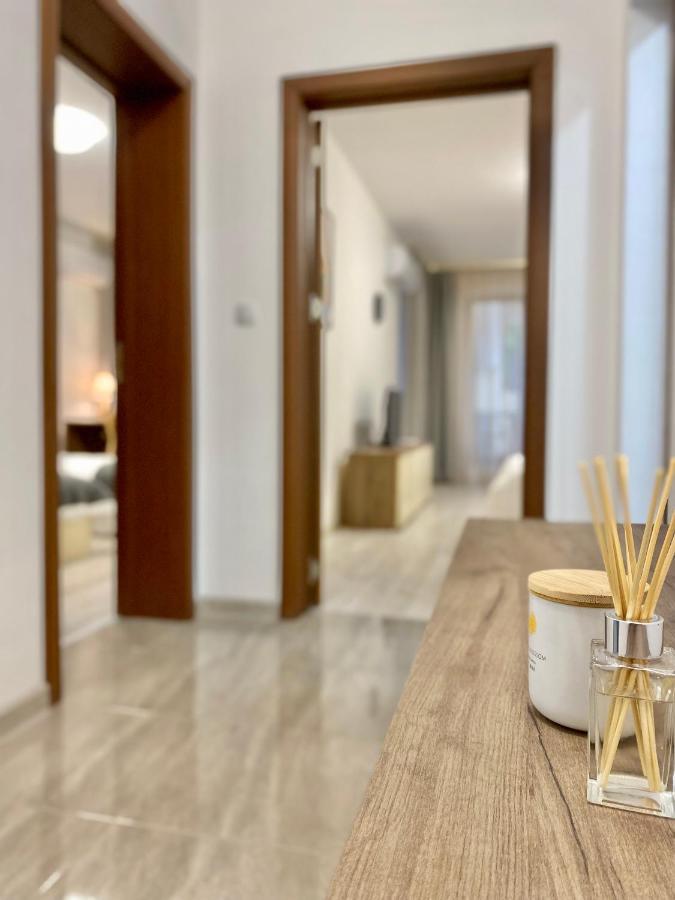 Spacious & Cozy 2 Bed Apartment With Work Space & Fast Wi-Fi Stara Zagora Exterior foto