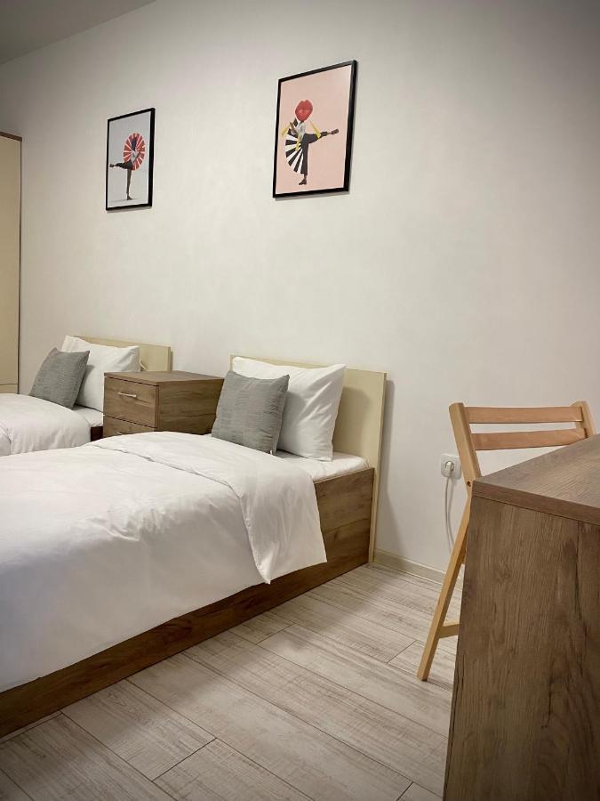 Spacious & Cozy 2 Bed Apartment With Work Space & Fast Wi-Fi Stara Zagora Exterior foto
